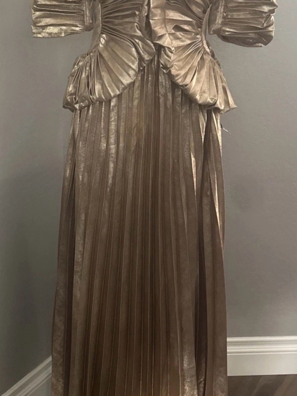 Acler Hillsome Maxi Dress in Gold Size - 2 - Picture 5 of 13
